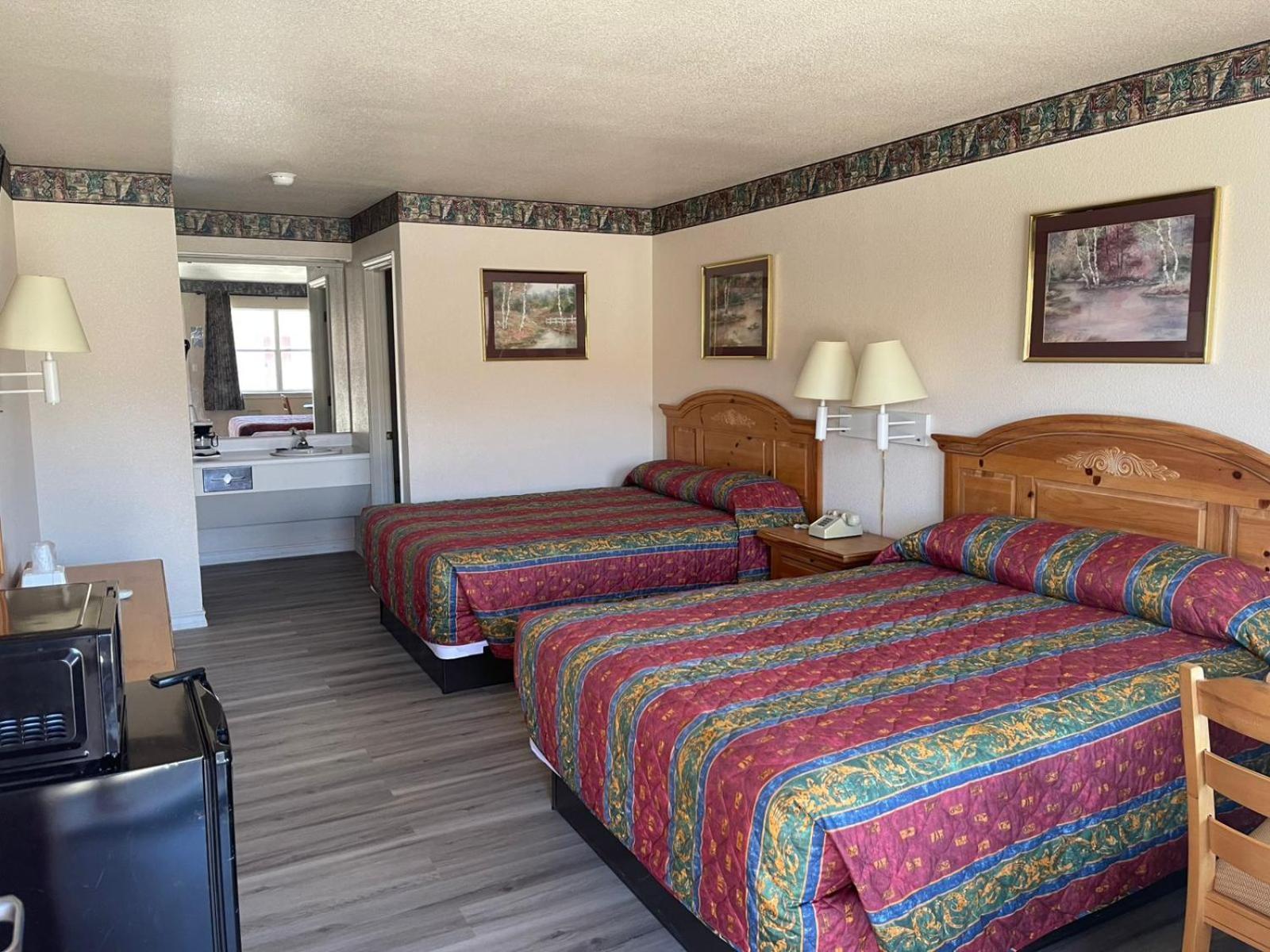 Lakeside Inn & Suites By Oyo Mathis I 37 Bagian luar foto