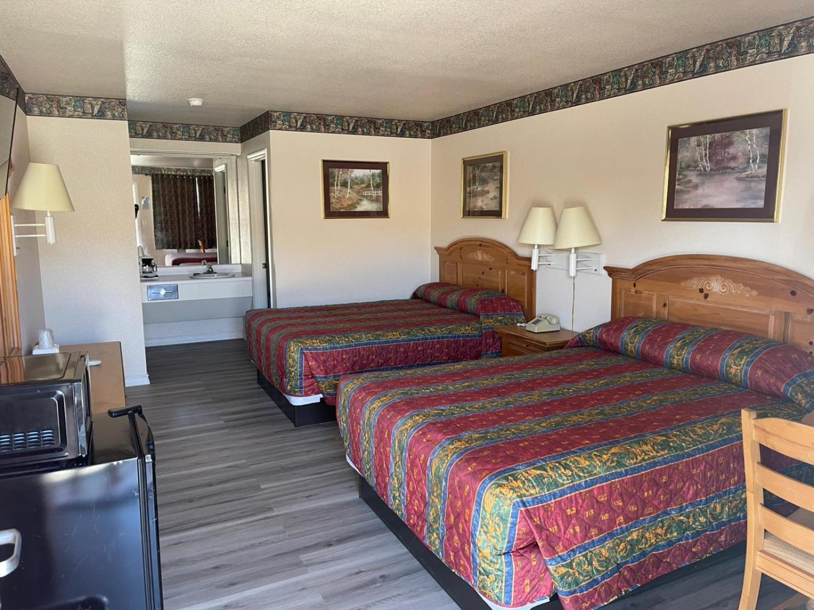 Lakeside Inn & Suites By Oyo Mathis I 37 Bagian luar foto